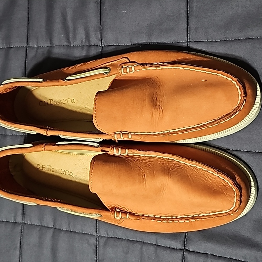 GH Bass & Co. Mens Suede Loafers Sz 12 M Casual Moc Toe, 2516 Mineola, Marmalade